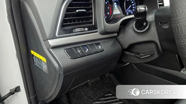 Hyundai Avante AD id 4356958 из Кореи 8