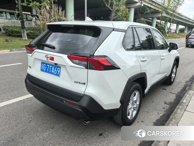 Toyota RAV4 Rongfang id 4276648 из Китая 8