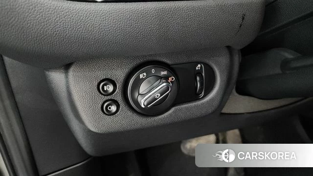 Mini Cooper Clubman id 3893668 из Кореи 8