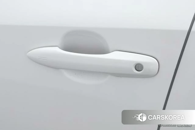 Toyota Corolla id 4210588 из Китая 8