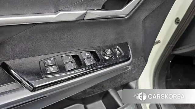 Ssangyong Torres id 3348446 из Кореи 8