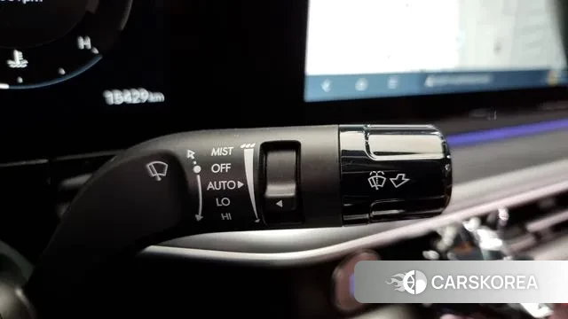 Hyundai Grandeur (GN7) id 3359750 из Кореи 8