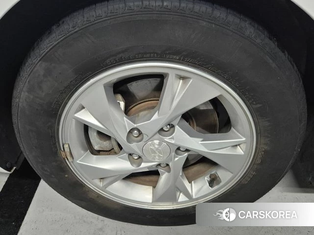 Hyundai Avante (CN7) id 4707891 из Кореи 8