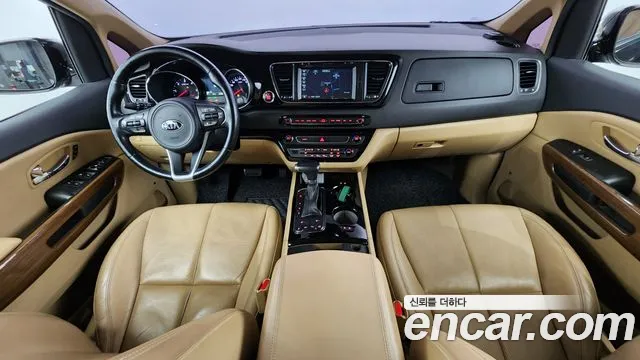 Kia All New Carnival id 2766085 из Кореи 8