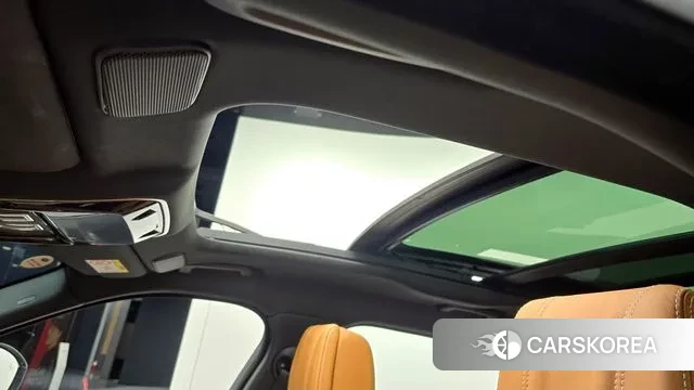 Land Rover Range Rover Velar id 3581428 из Кореи 8