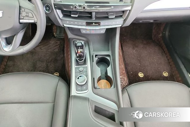 Cadillac CT5 id 4254428 из Китая 8
