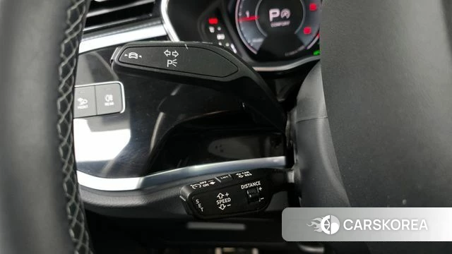 Audi Q3 (F3) id 3811824 из Кореи 8