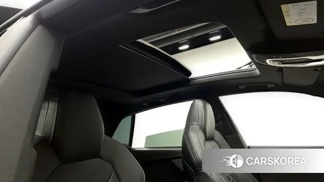 Audi Q8 (4M) id 3676157 из Кореи 8