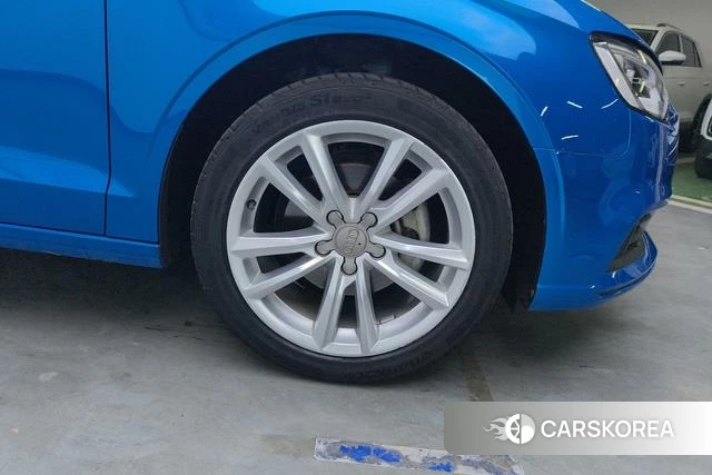Audi A3 id 4212224 из Китая 8