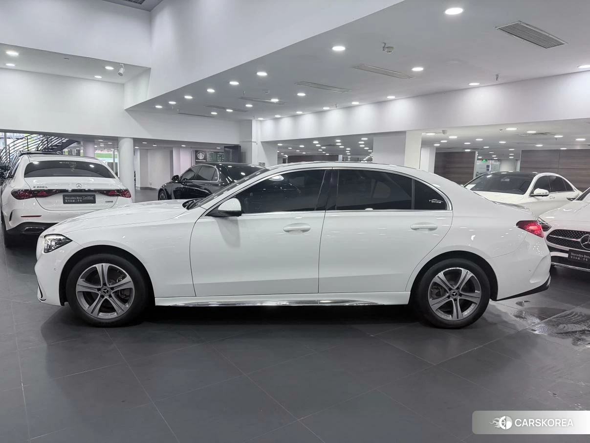 Mercedes-Benz Class C id 4487239 из Китая 8