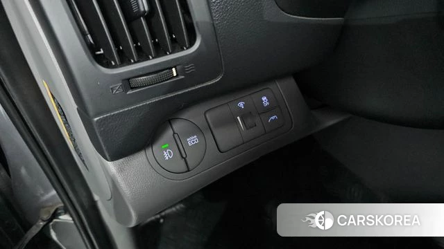 Hyundai The New Grand Starex id 3861777 из Кореи 8