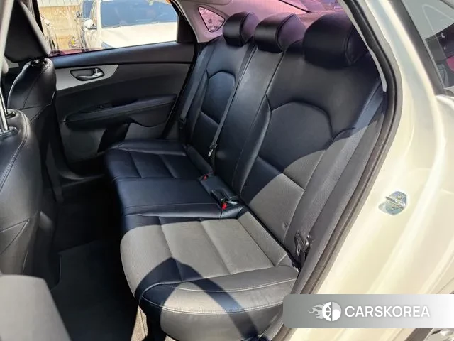 Kia Come New K3 id 2966075 из Кореи 8