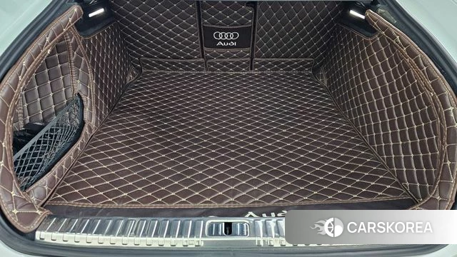Audi A7 (4K) id 4396097 из Кореи 8