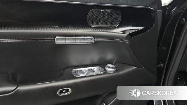 Genesis G90 (RS4) id 3897855 из Кореи 8