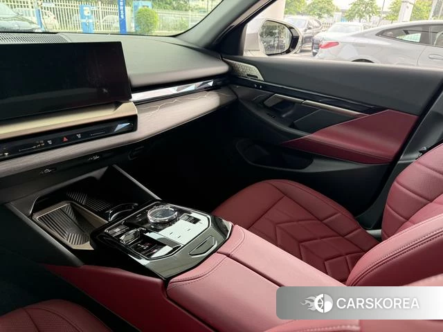 BMW 5 series id 4220984 из Китая 8