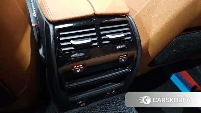 BMW 5 Series (G30) id 3555575 из Кореи 8