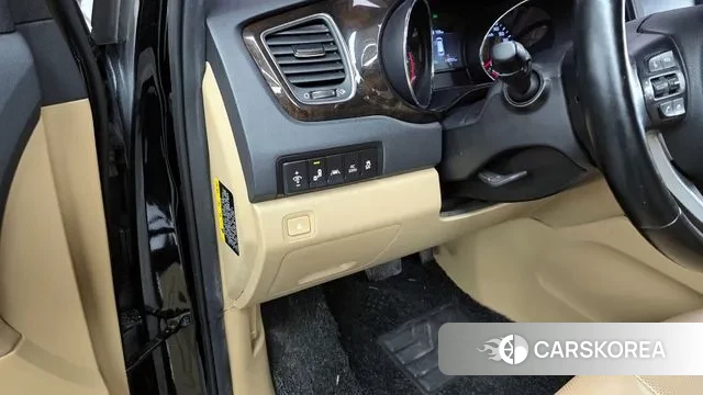 Kia The New Carnival id 3773025 из Кореи 8