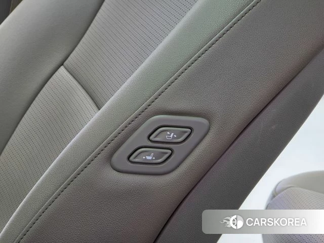 Kia The New Carnival id 4384022 из Кореи 8
