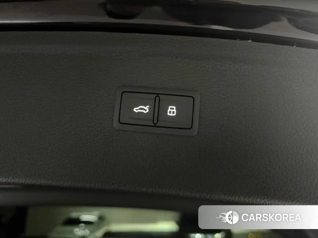 Audi SQ5 (FY) id 3842330 из Кореи 8