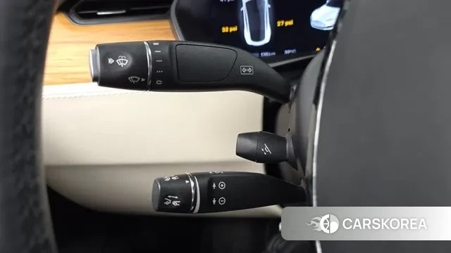 Tesla Model S id 3094978 из Кореи 8