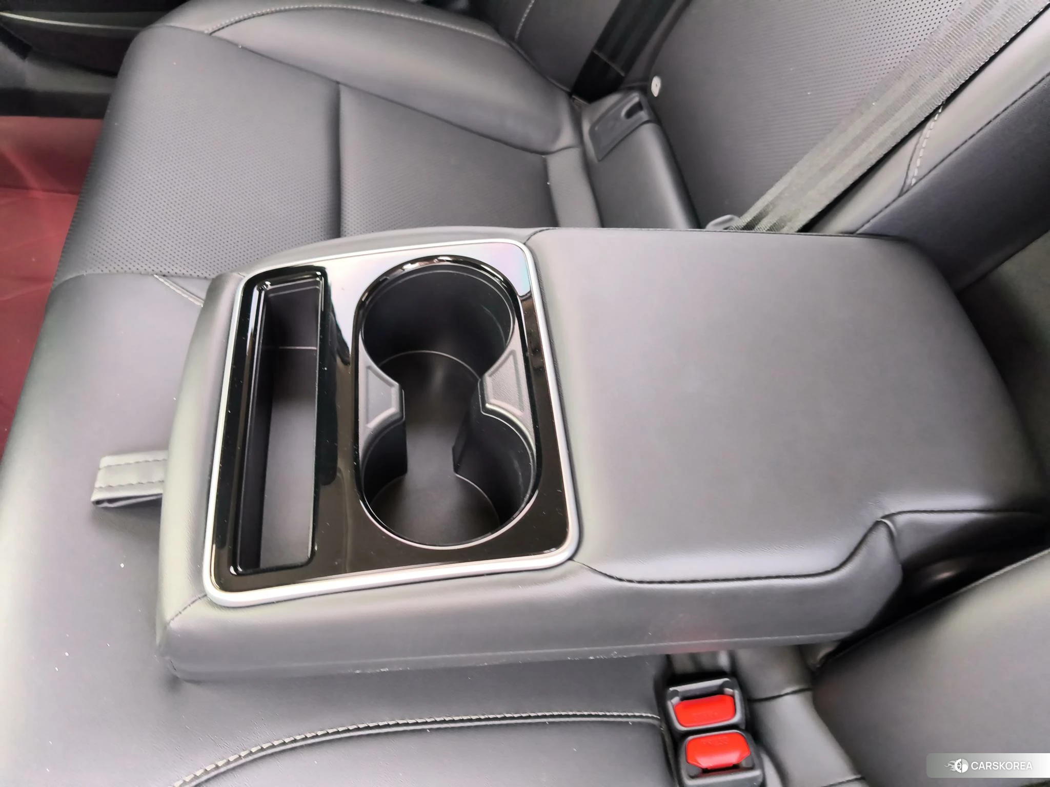 Toyota Camry id 4452260 из Китая 8