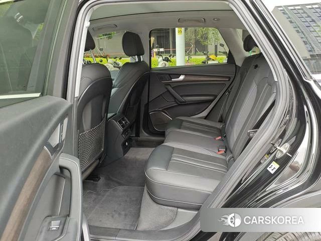 Audi Q5L id 4264194 из Китая 8