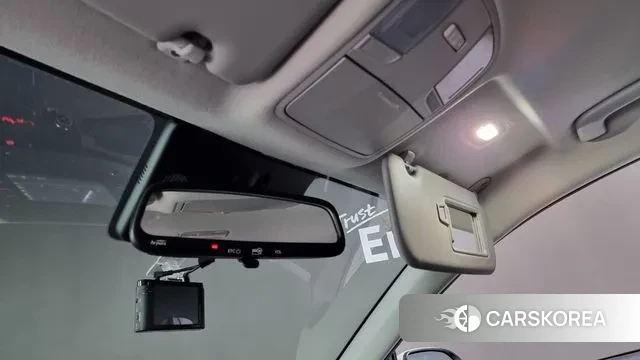 Kia Stonic id 3034356 из Кореи 8