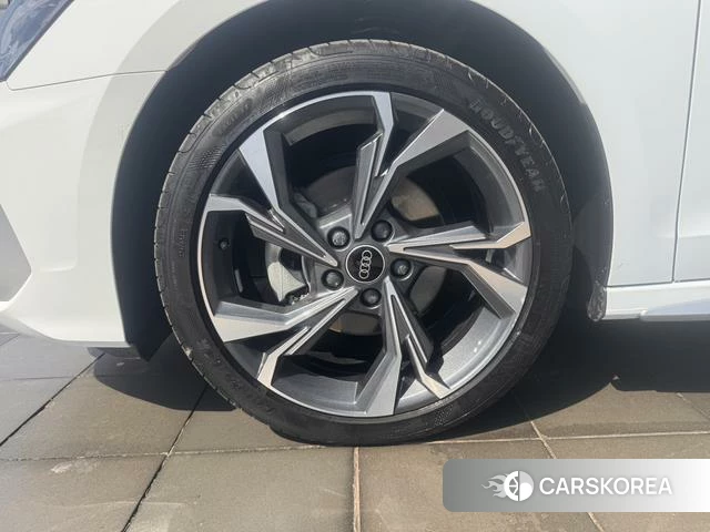 Audi A3 id 4260494 из Китая 8