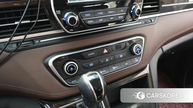 Hyundai The New Grand Starex id 3834881 из Кореи 8