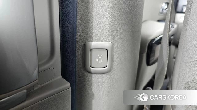 Kia The New Carnival id 3893762 из Кореи 8