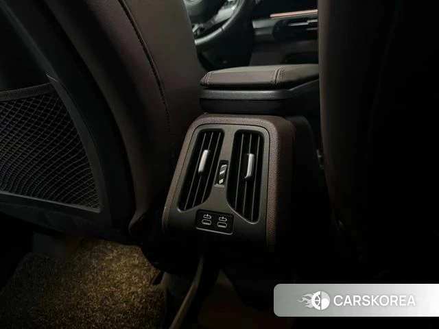 BMW X1 (U11) id 4322279 из Кореи 8