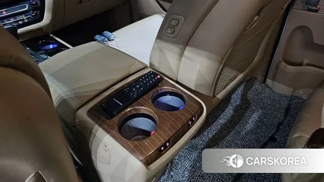 Kia All New Carnival id 2995784 из Кореи 8