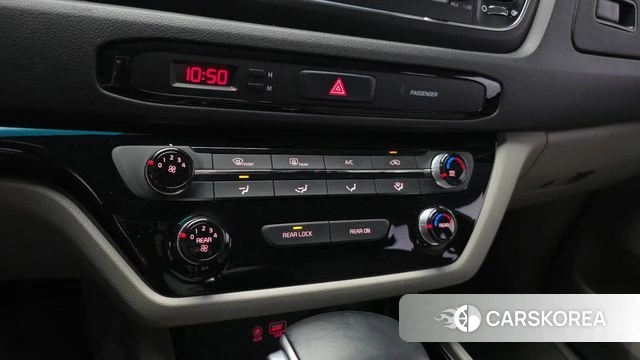 Kia The New Carnival id 4536654 из Кореи 8