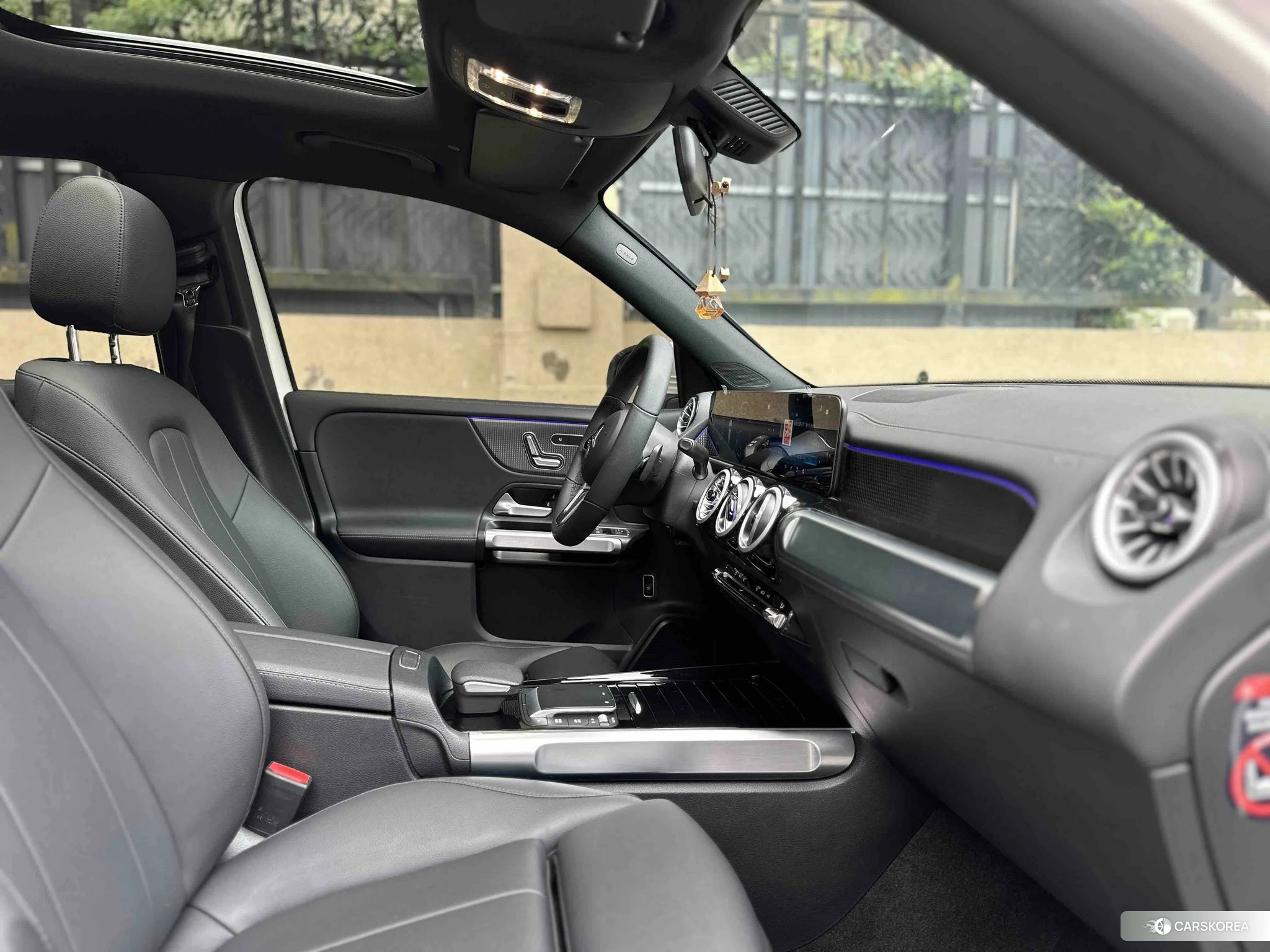 Mercedes-Benz GLB id 4473556 из Китая 8