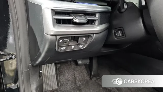 Hyundai Grandeur Hybrid (GN7) id 3158936 из Кореи 8