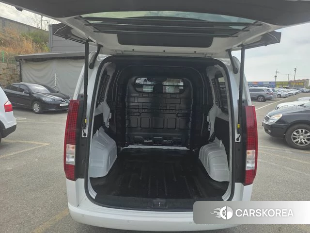 Hyundai Staria id 3940243 из Кореи 8