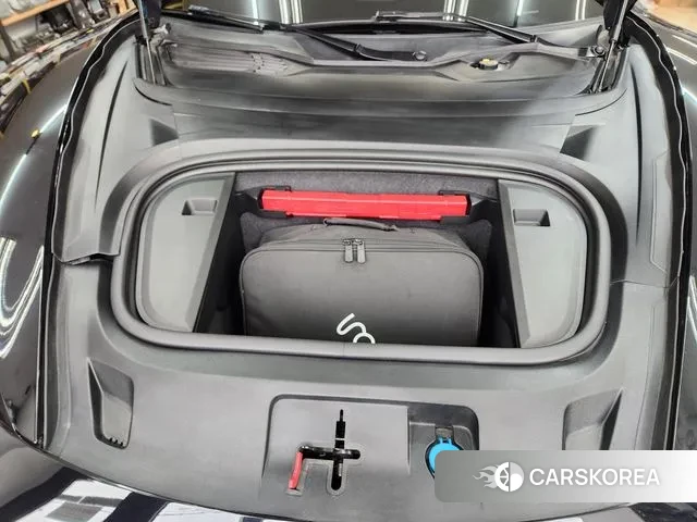 Porsche Taycan id 3273557 из Кореи 8