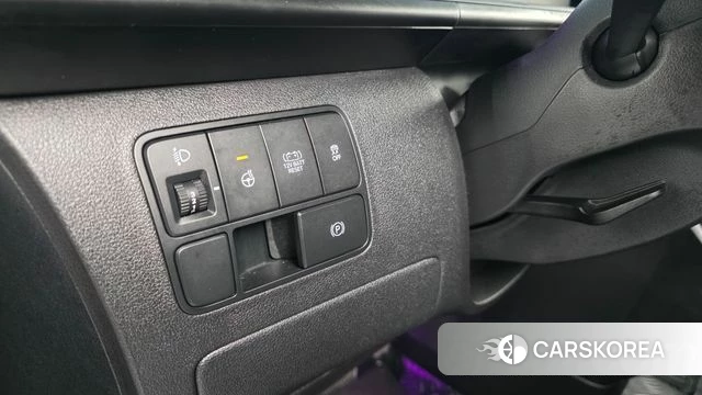 Hyundai Staria id 3831422 из Кореи 8