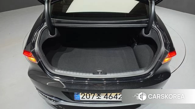 Hyundai The New Grandeur IG Hybrid id 4282263 из Кореи 8