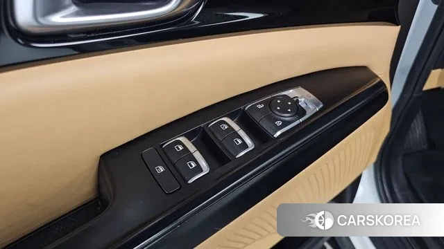 Kia Carnival 4th generation id 3702171 из Кореи 8