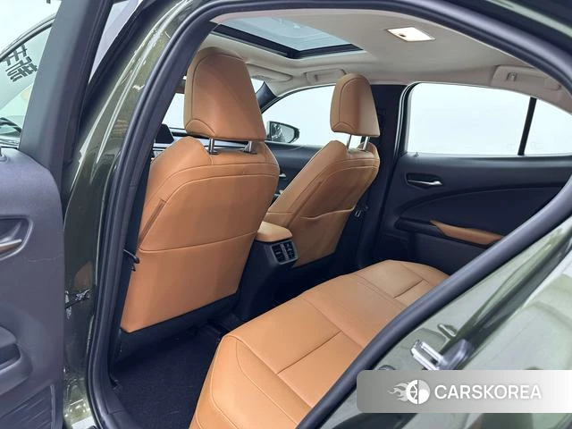 Lexus UX id 3858001 из Китая 8