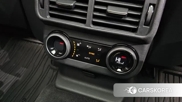 Land Rover Range Rover Velar id 3610106 из Кореи 8