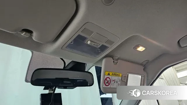 Hyundai Venue id 3281244 из Кореи 8