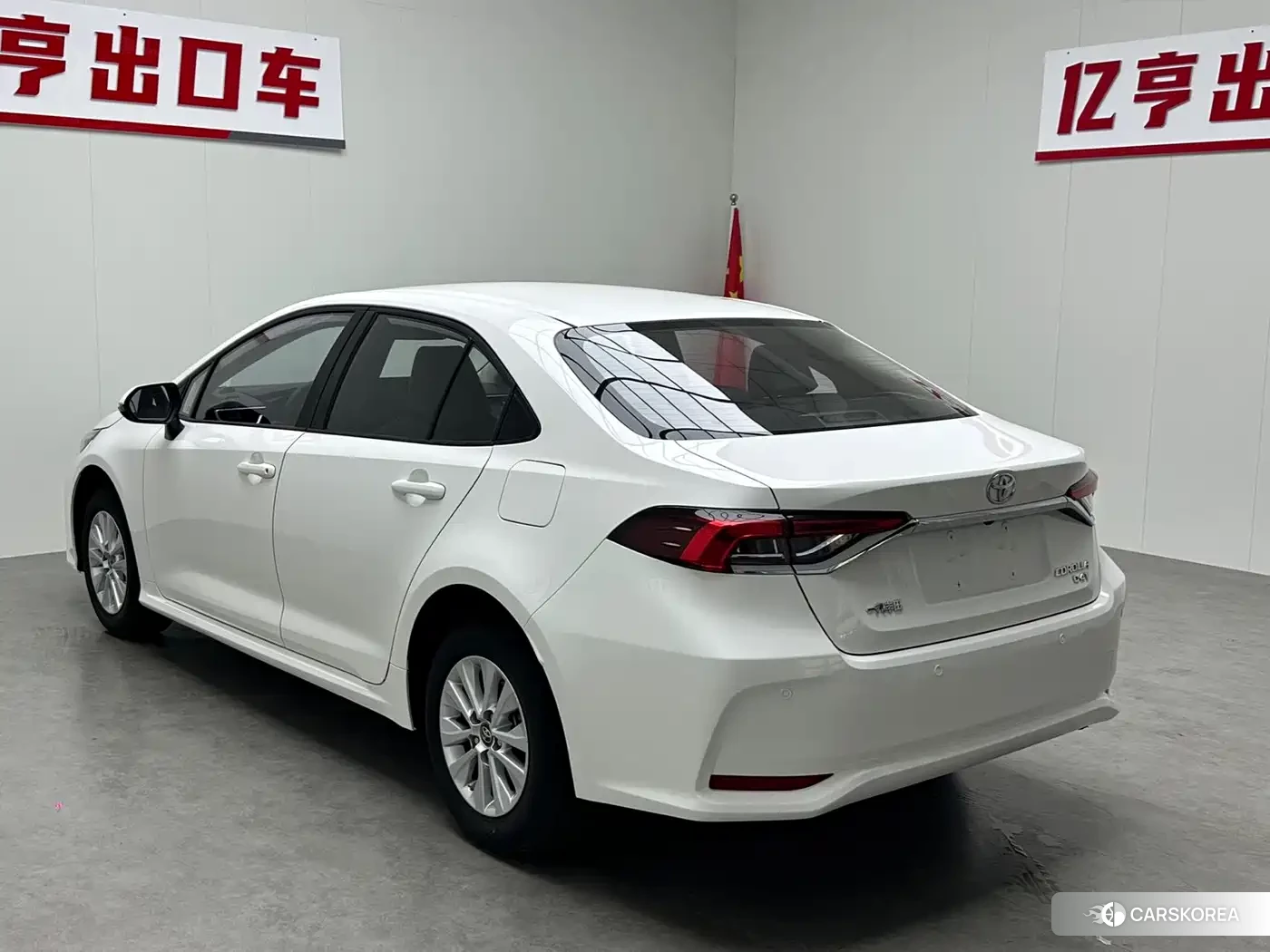 Toyota Corolla id 4654434 из Китая 8