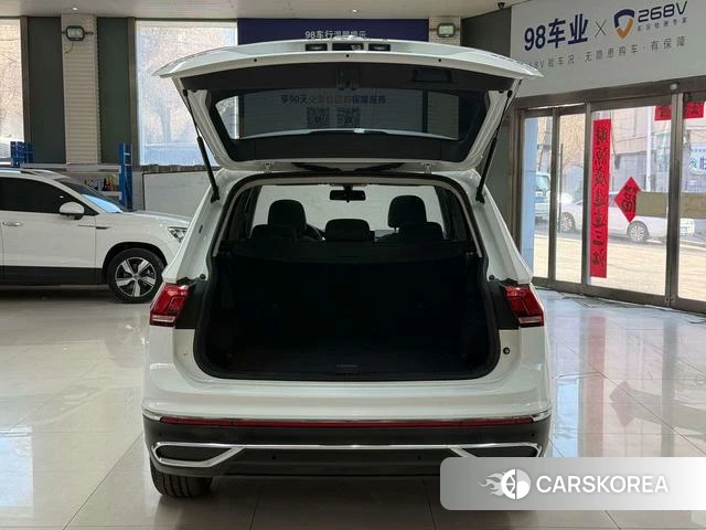 Volkswagen Tiguan L id 4299537 из Китая 8