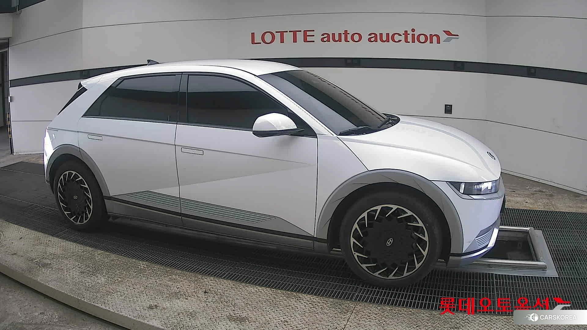 Hyundai IONIQ 5 id 3882021 из Кореи 8