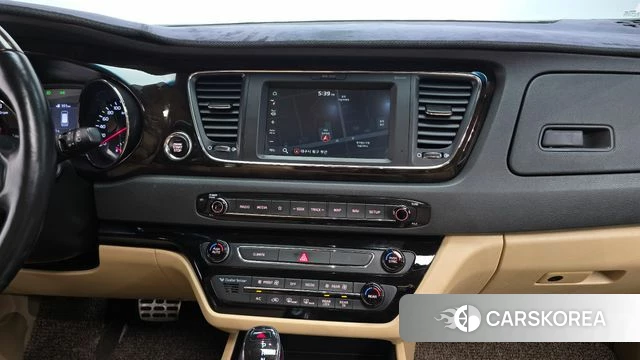 Kia The New Carnival id 4895238 из Кореи 8