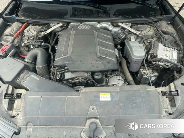 Audi A6L id 4348968 из Китая 8