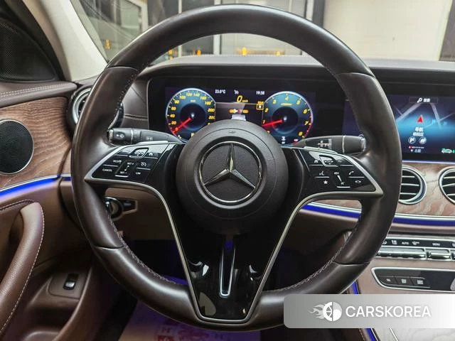 Mercedes-Benz E-class id 4264507 из Китая 8
