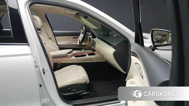 Genesis GV70 id 4303689 из Кореи 8